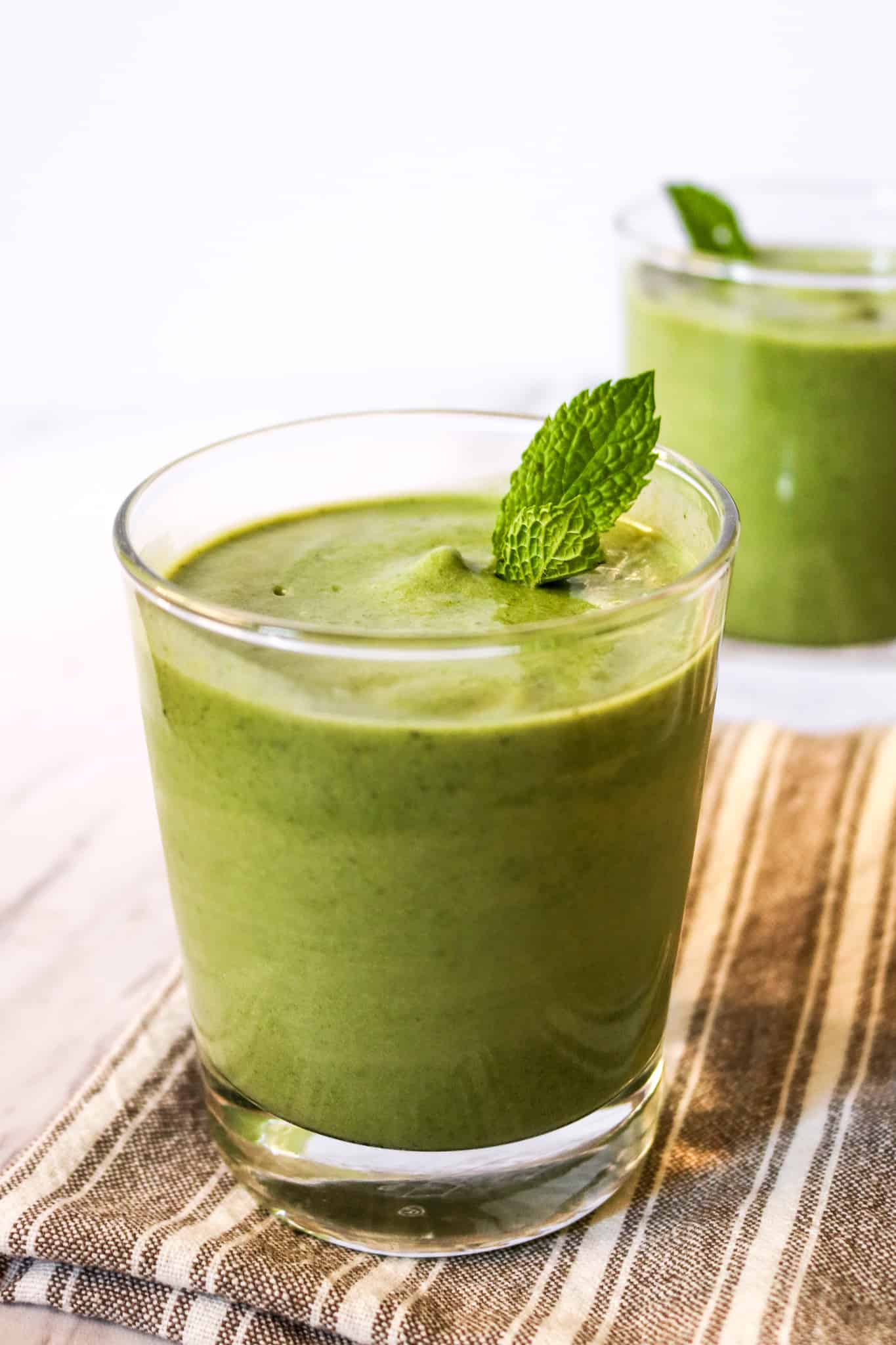 avocado mint green smoothies